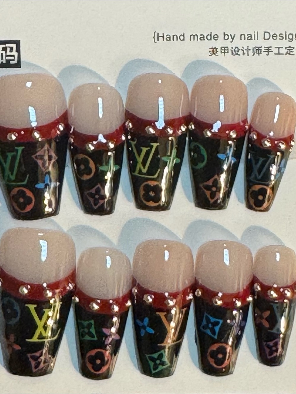 Medium Luxury-Inspired Black & Nude Press-On Nail Set with Red Accent